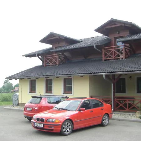 Penzion Revika 3*